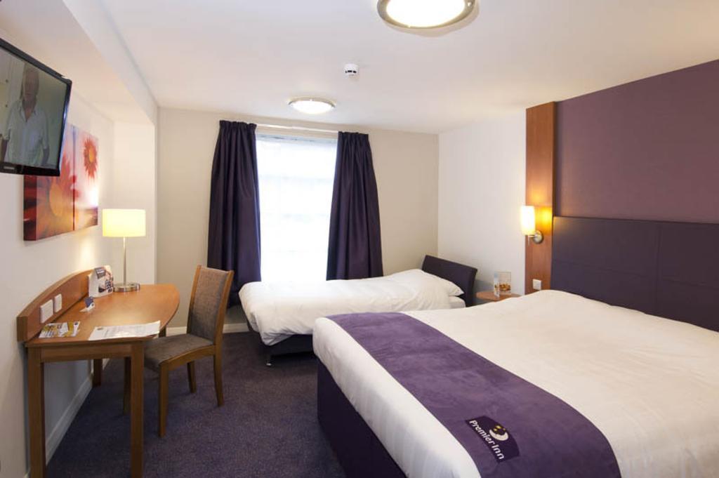 Premier Inn Cobham Cobham  Habitación foto